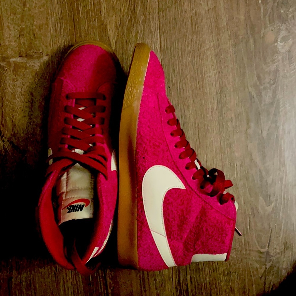 Nike BLAZER MID 77